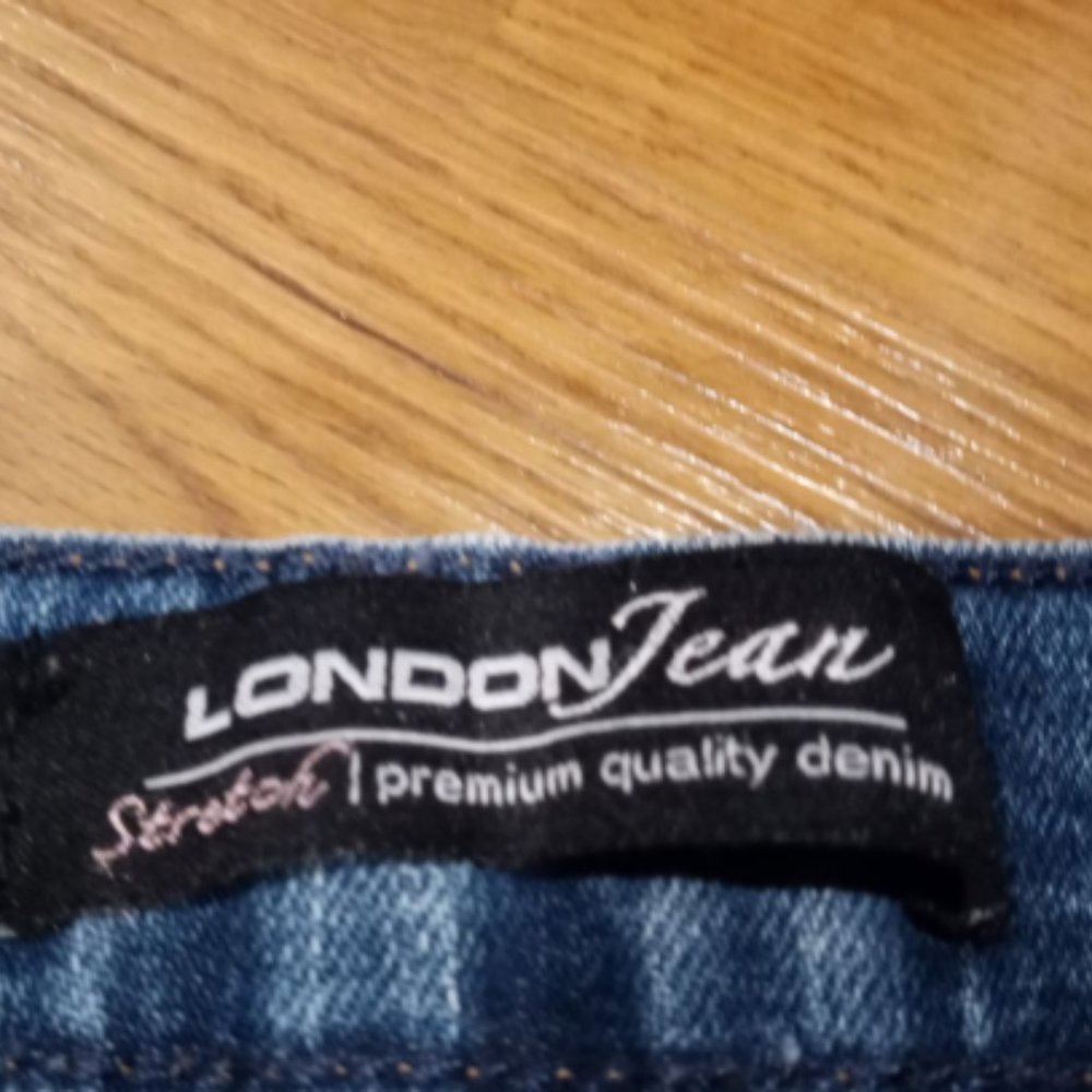 Ladies London Jeans - Picture 6 of 6